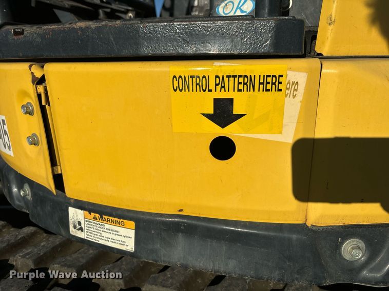 image for item YA0227 2018 Yanmar VIO35-6A mini excavator