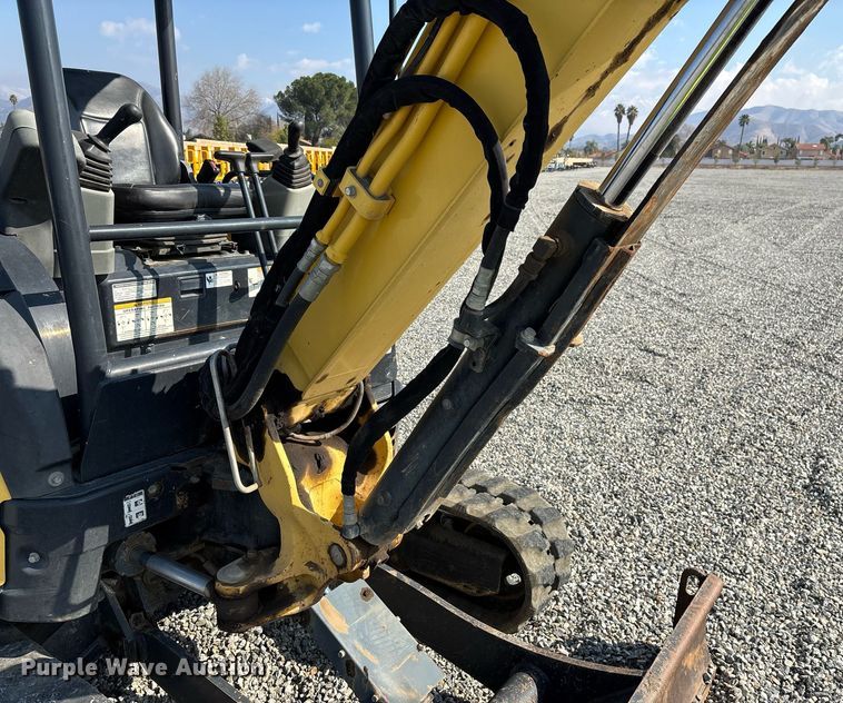 image for item YA0228 2018 Yanmar ViO35-6A mini excavator