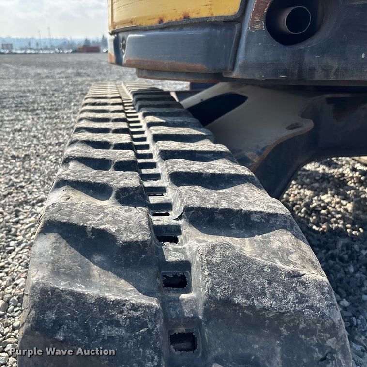 image for item YA0228 2018 Yanmar ViO35-6A mini excavator