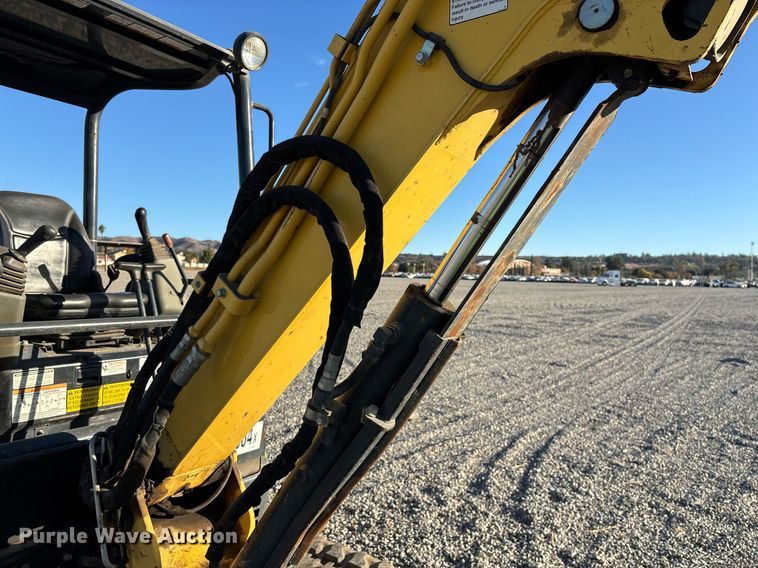 image for item YA0229 2019 Yanmar VIO35-6A mini excavator