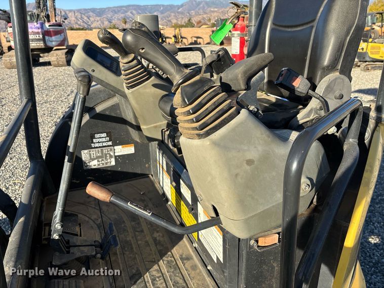 image for item YA0229 2019 Yanmar VIO35-6A mini excavator