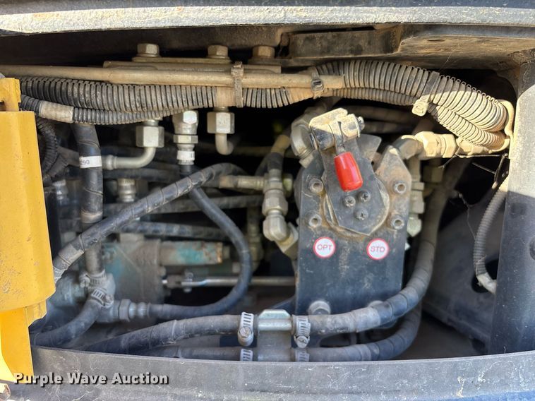 image for item YA0229 2019 Yanmar VIO35-6A mini excavator