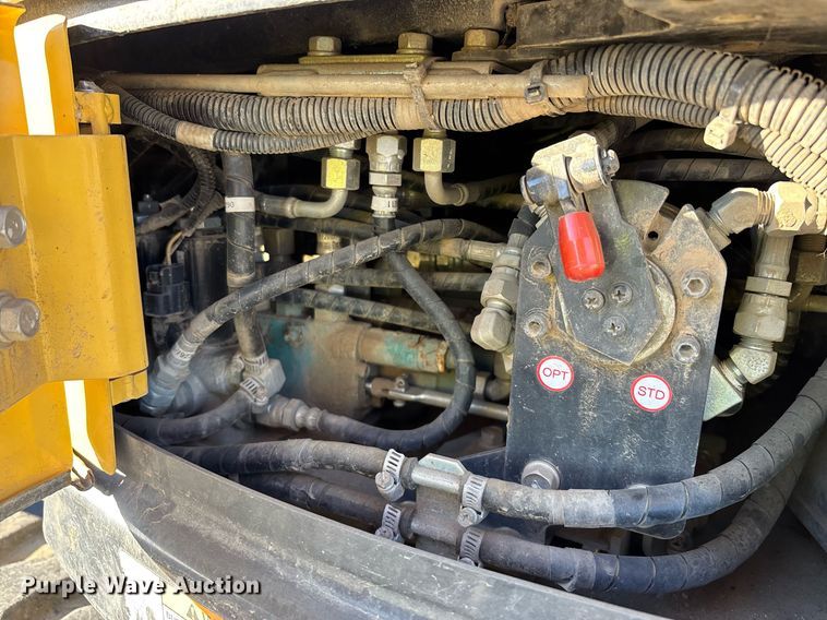 image for item YA0229 2019 Yanmar VIO35-6A mini excavator