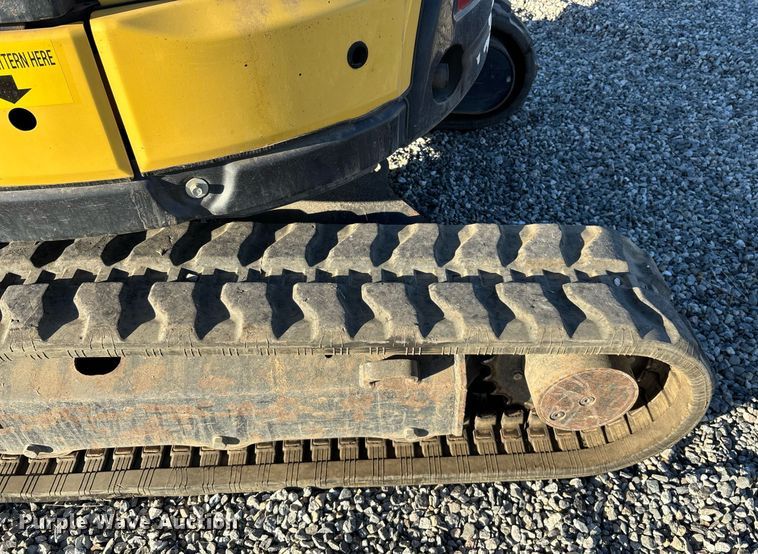 image for item YA0229 2019 Yanmar VIO35-6A mini excavator