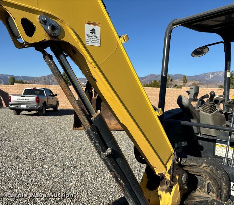 image for item YA0230 2018 Yanmar VIO35-6A mini excavator