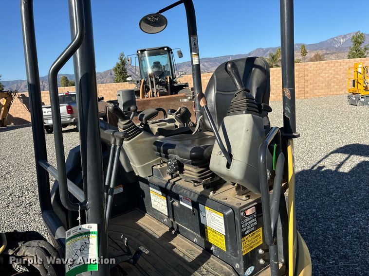 image for item YA0230 2018 Yanmar VIO35-6A mini excavator