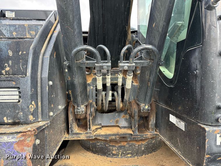 image for item YA0233 2012 Kobelco SK215SRLC excavator