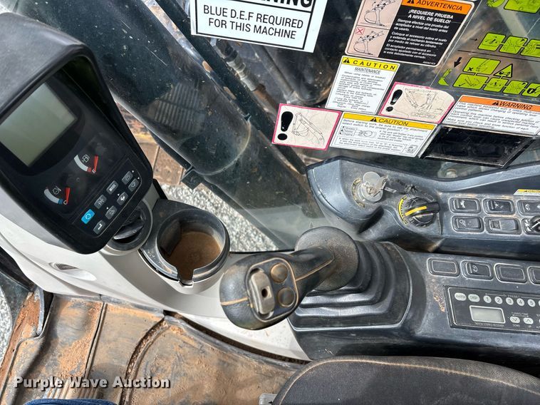 image for item YA0233 2012 Kobelco SK215SRLC excavator