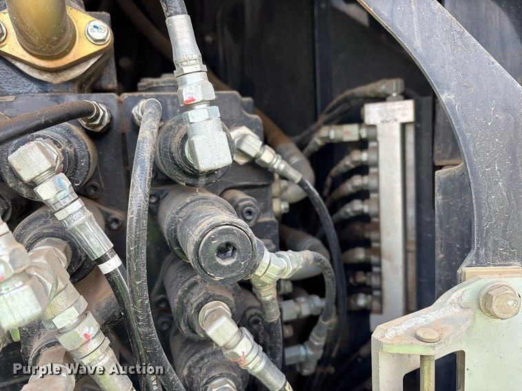 image for item YA0233 2012 Kobelco SK215SRLC excavator