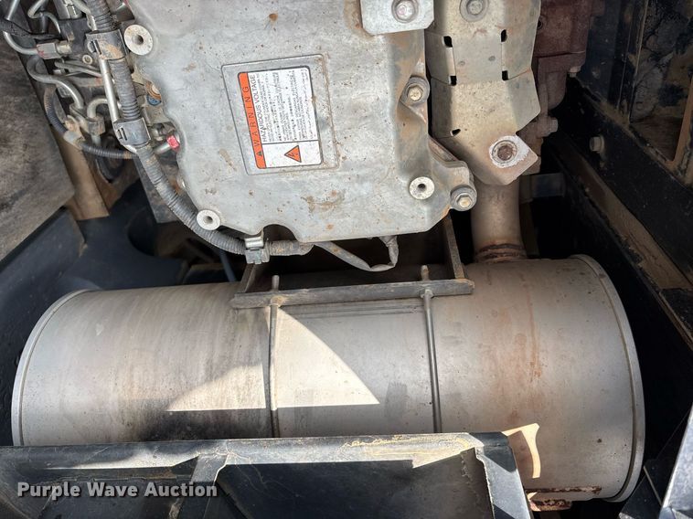 image for item YA0233 2012 Kobelco SK215SRLC excavator