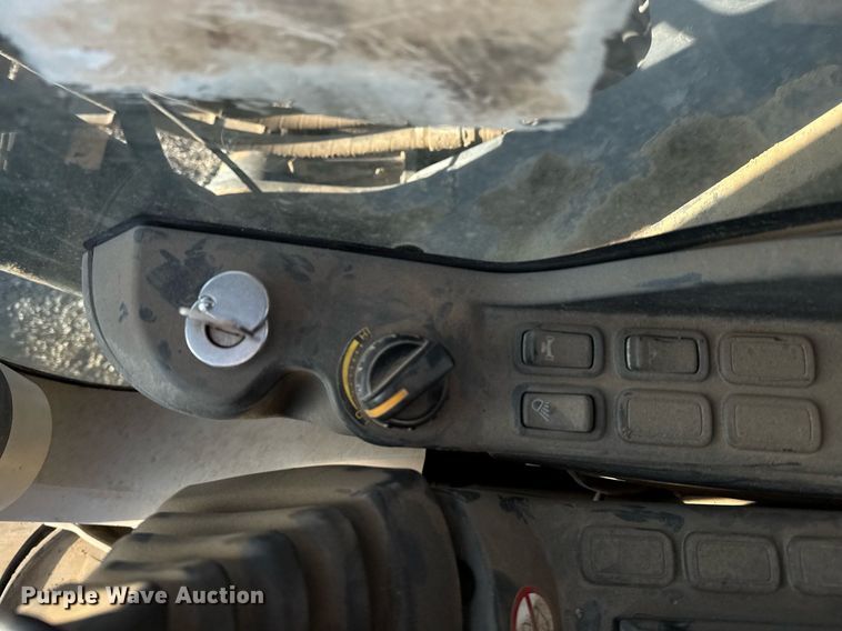 image for item YA0235 2012 Kobelco SK485-9 excavator