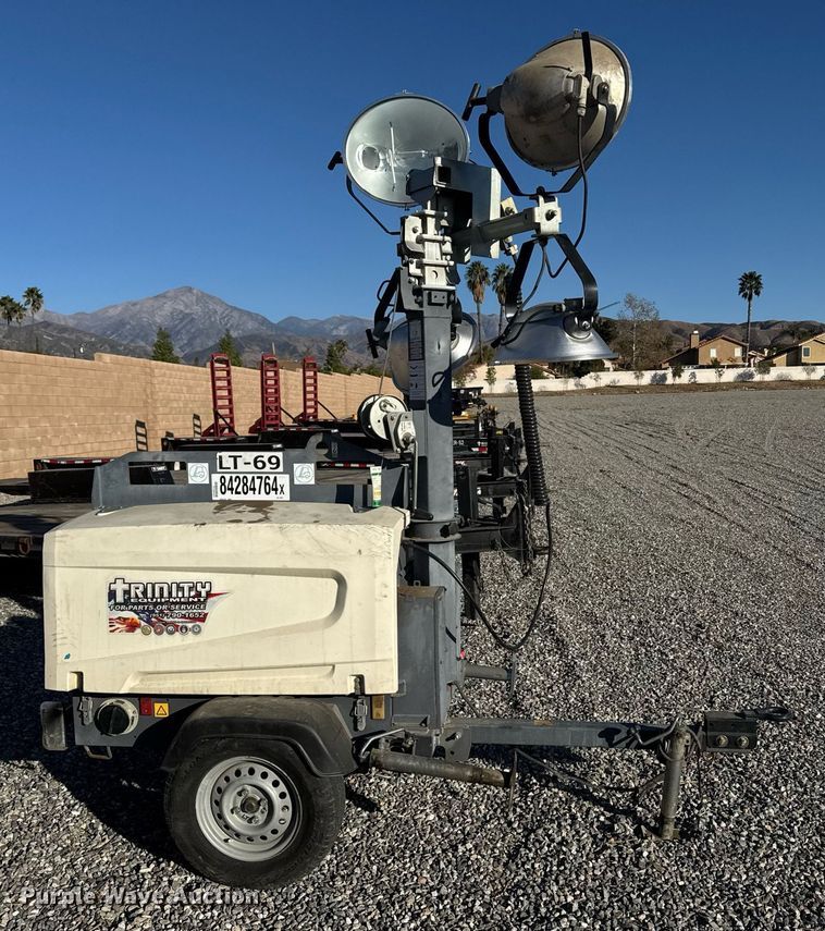 image for item YA0242 2018 Atlas Copco V4 light plant