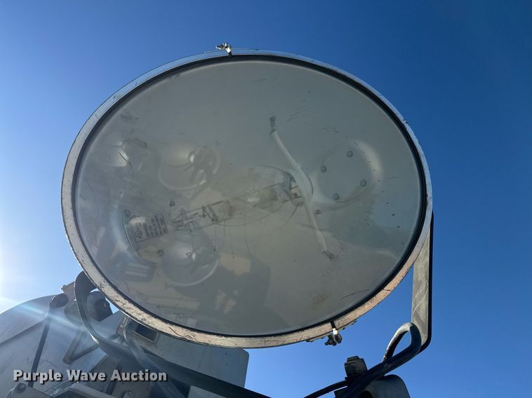 image for item YA0245 2018 Atlas Copco V4 light plant