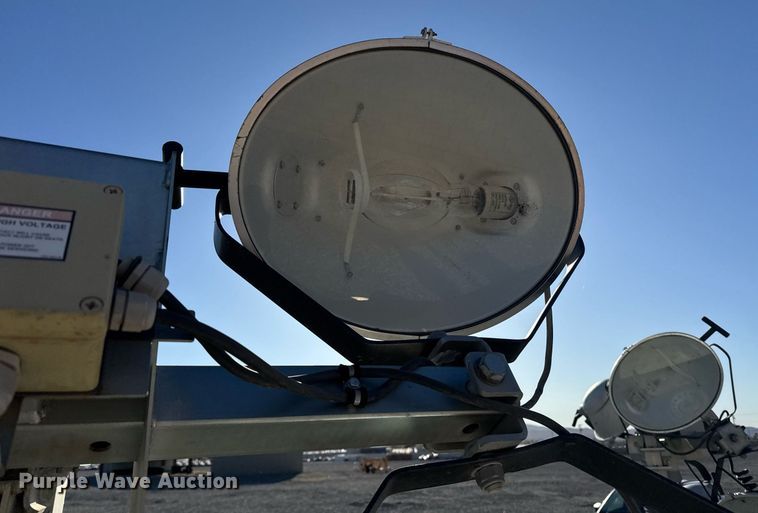 image for item YA0248 2019 Atlas Copco HiLIght V4 light plant