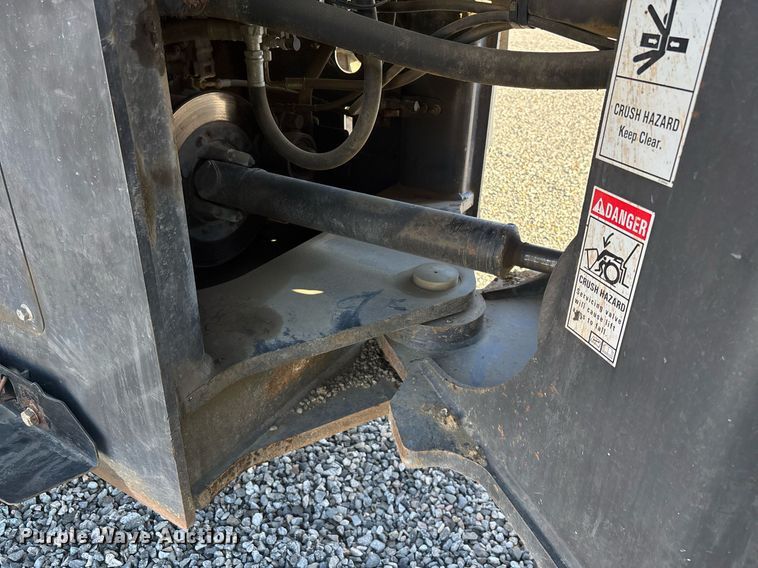 image for item YA0261 2017 Case 821G wheel loader