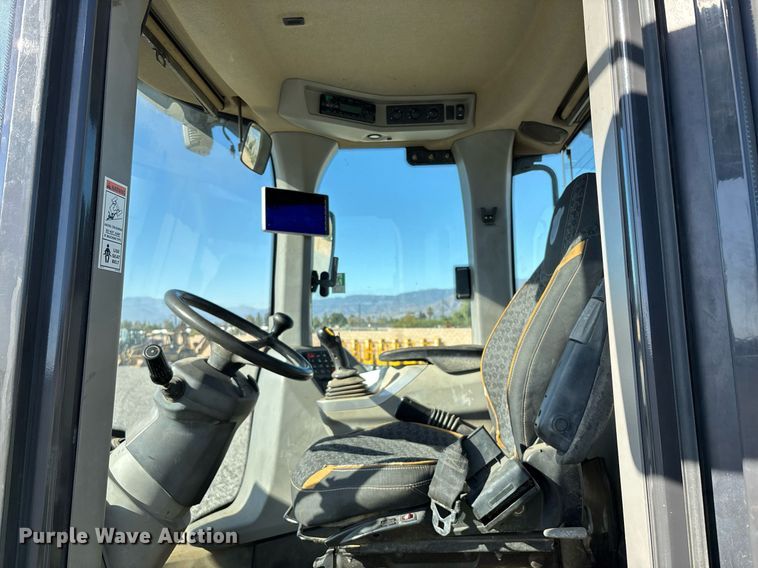 image for item YA0261 2017 Case 821G wheel loader