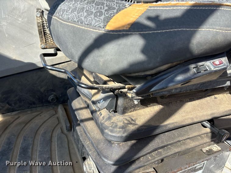 image for item YA0261 2017 Case 821G wheel loader