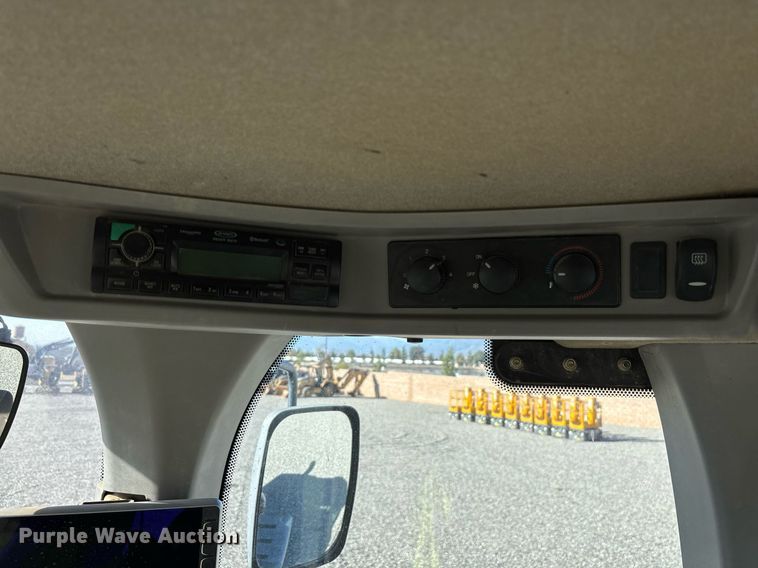 image for item YA0261 2017 Case 821G wheel loader