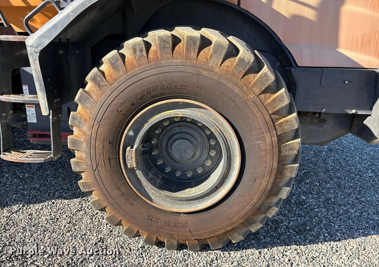 image for item YA0261 2017 Case 821G wheel loader