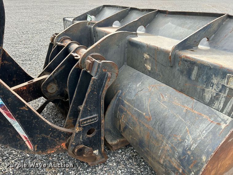 image for item YA0262 Doosan DL300-3 wheel loader