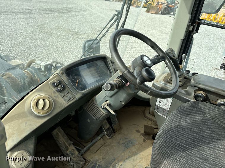image for item YA0262 Doosan DL300-3 wheel loader