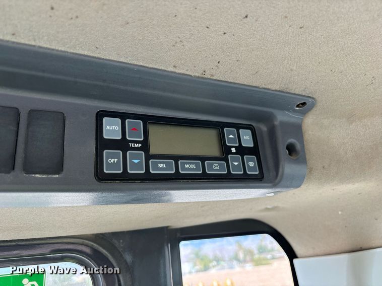 image for item YA0262 Doosan DL300-3 wheel loader