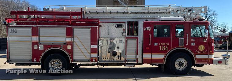 image for item DM5517 2000 Pierce ladder fire truck