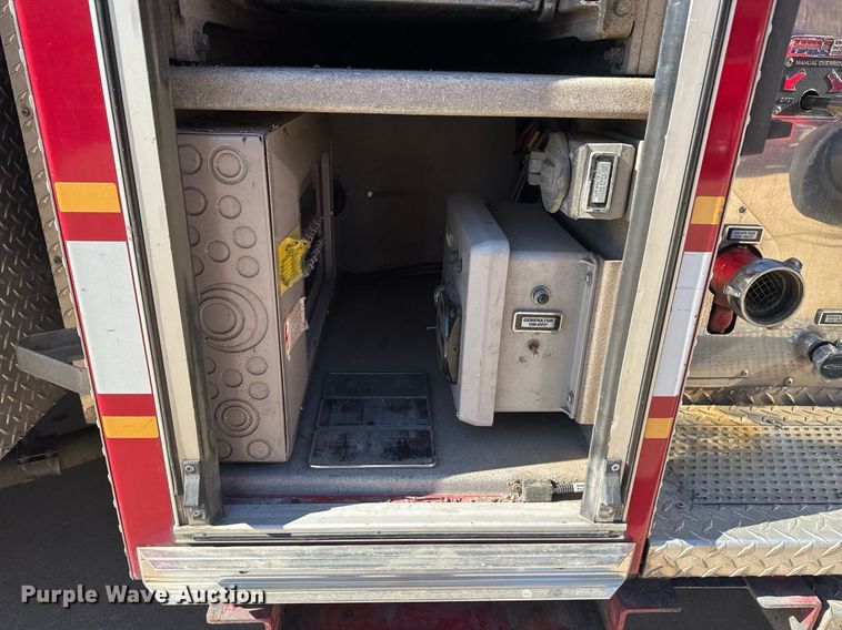 image for item DM5517 2000 Pierce ladder fire truck