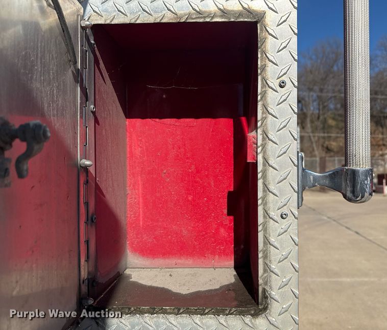 image for item DM5517 2000 Pierce ladder fire truck