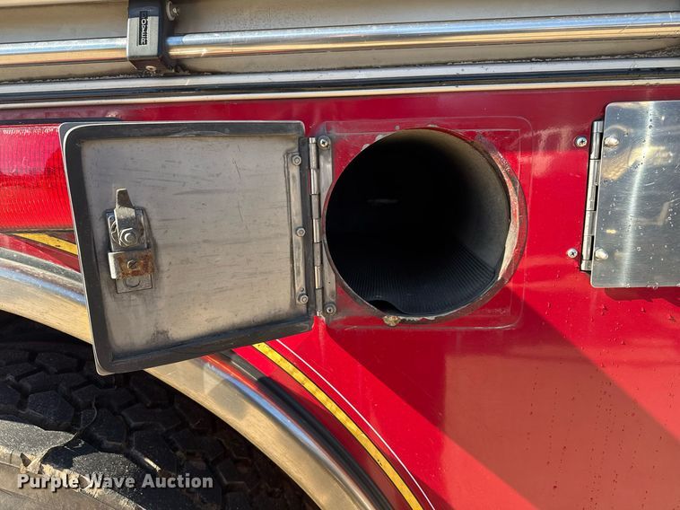 image for item DM5517 2000 Pierce ladder fire truck