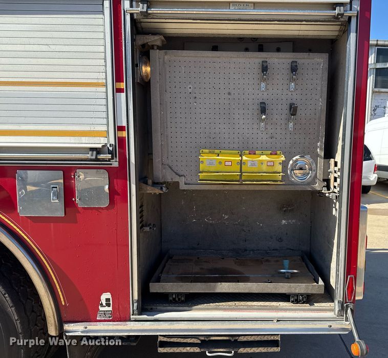 image for item DM5517 2000 Pierce ladder fire truck