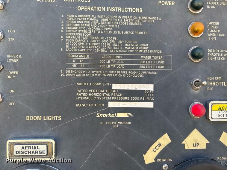 image for item DM5517 2000 Pierce ladder fire truck