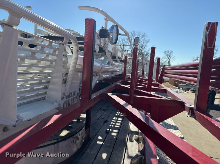 image for item DM5517 2000 Pierce ladder fire truck