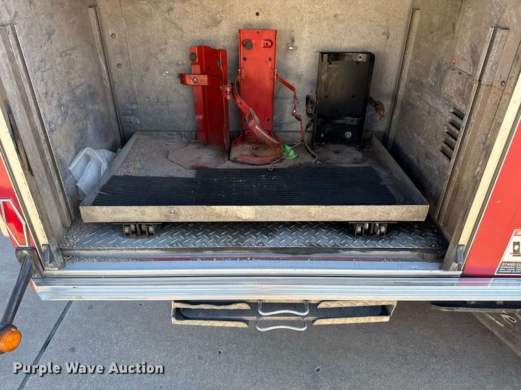 image for item DM5517 2000 Pierce ladder fire truck