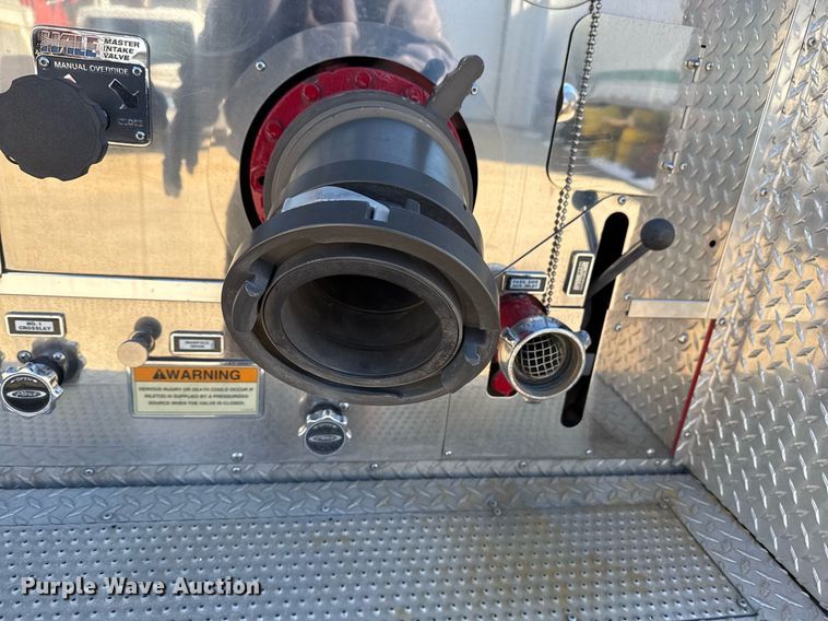 image for item DM5517 2000 Pierce ladder fire truck