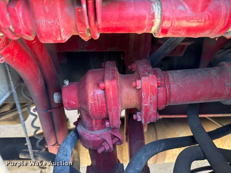 image for item DM5517 2000 Pierce ladder fire truck