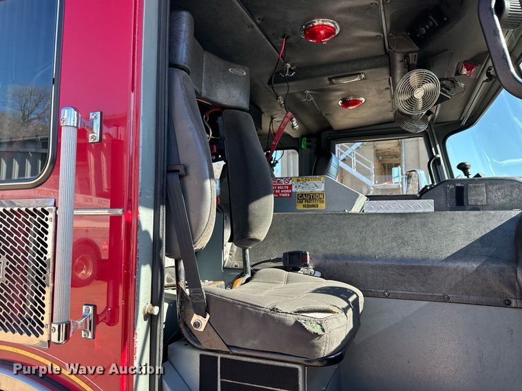 image for item DM5517 2000 Pierce ladder fire truck