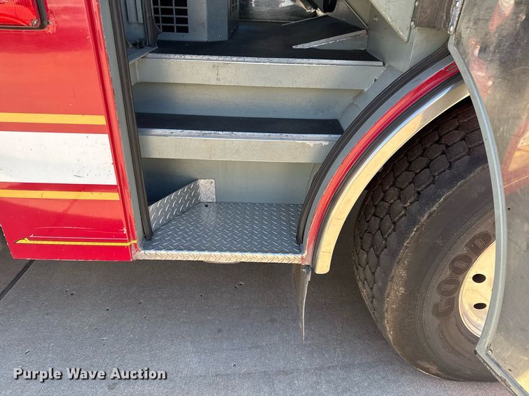 image for item DM5517 2000 Pierce ladder fire truck