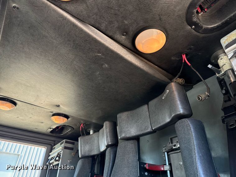 image for item DM5517 2000 Pierce ladder fire truck