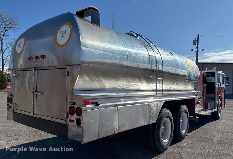 image for item DM5531 1982 Spartan CFRC-3064 pumper fire truck