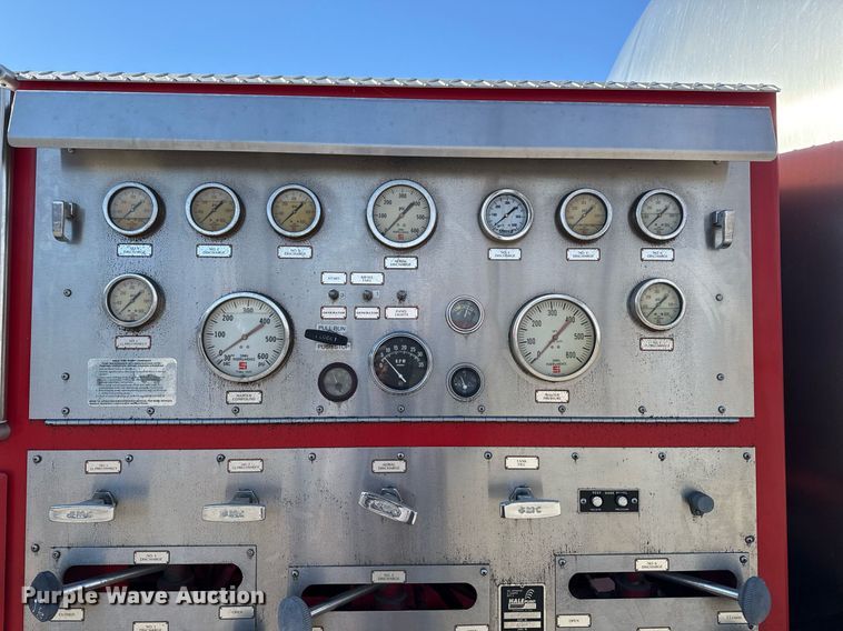 image for item DM5531 1982 Spartan CFRC-3064 pumper fire truck