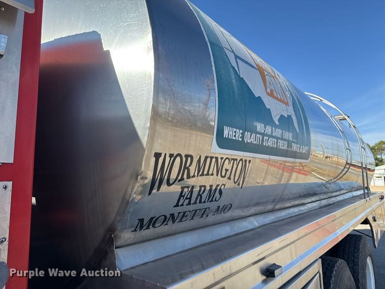 image for item DM5531 1982 Spartan CFRC-3064 pumper fire truck