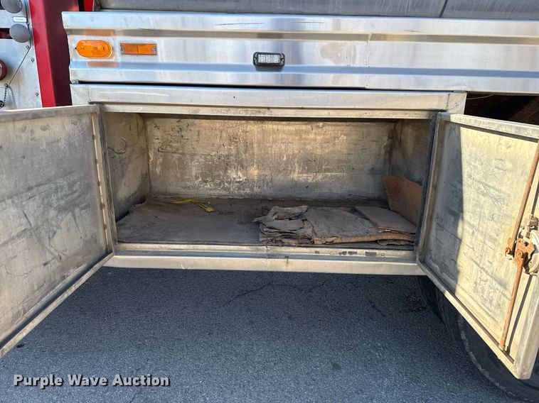 image for item DM5531 1982 Spartan CFRC-3064 pumper fire truck