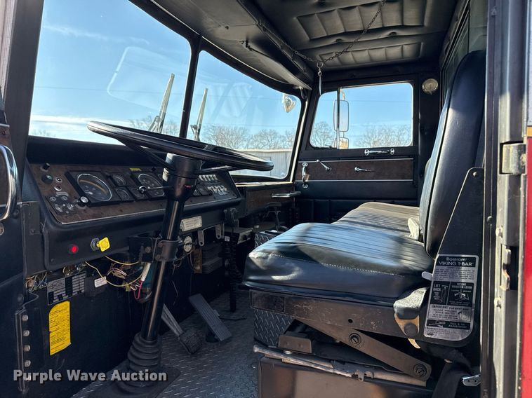 image for item DM5531 1982 Spartan CFRC-3064 pumper fire truck