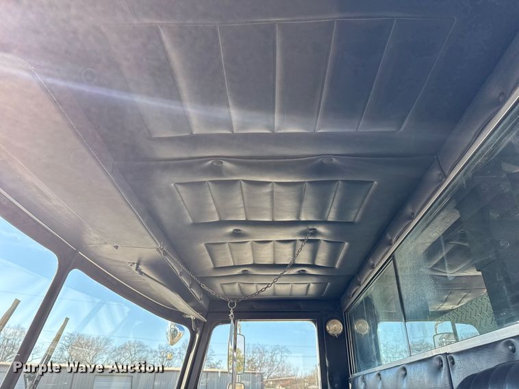 image for item DM5531 1982 Spartan CFRC-3064 pumper fire truck