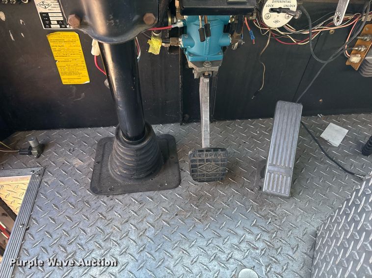 image for item DM5531 1982 Spartan CFRC-3064 pumper fire truck