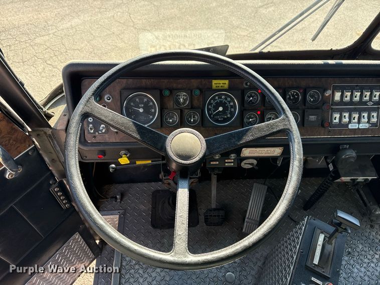 image for item DM5531 1982 Spartan CFRC-3064 pumper fire truck