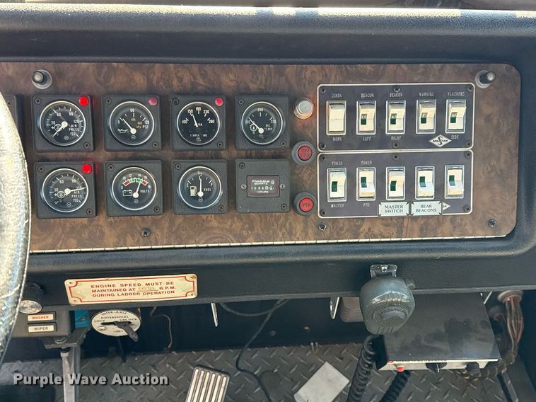 image for item DM5531 1982 Spartan CFRC-3064 pumper fire truck