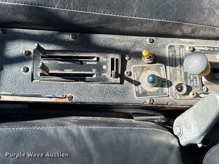 image for item DM5531 1982 Spartan CFRC-3064 pumper fire truck