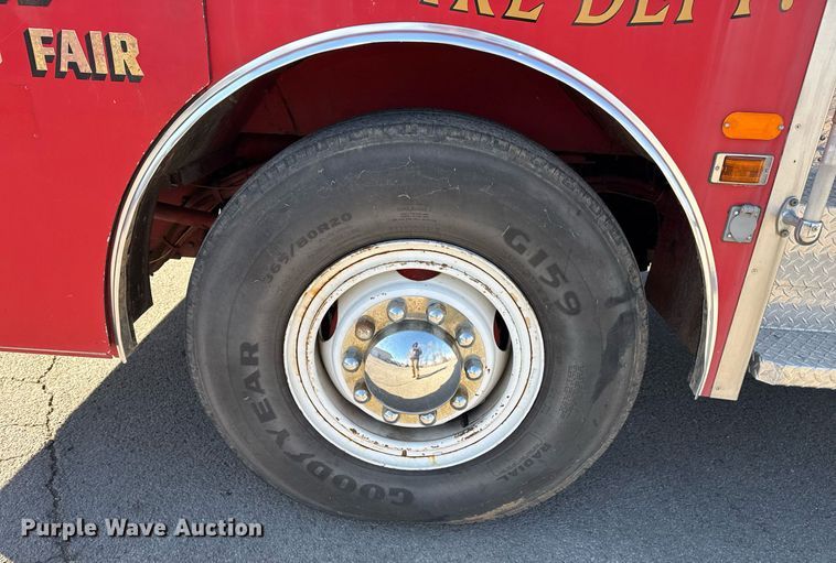 image for item DM5531 1982 Spartan CFRC-3064 pumper fire truck